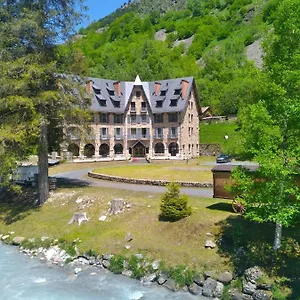 hotel-vignemale.midi-pyreneeshotels.com/
