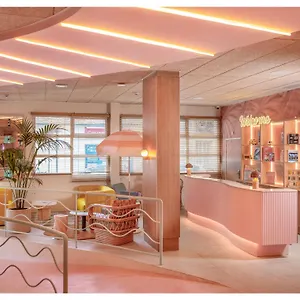 4* Hotel Apogia
